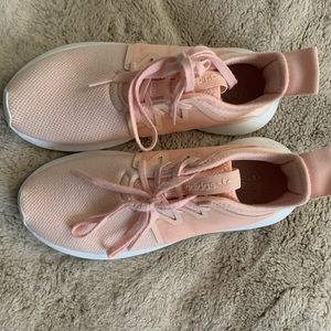 Adidas women’s size 6 trainers